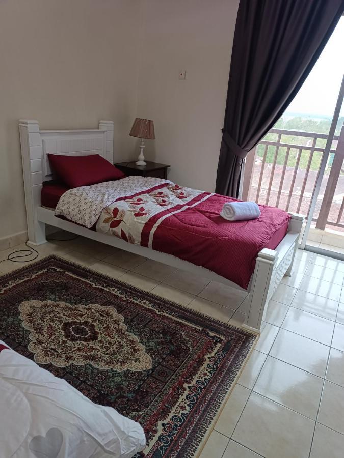 Sofea Inn Bukit Merah - Suria A7733 Kampong Selemat Exterior photo